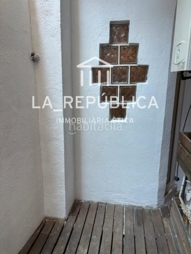 21582632